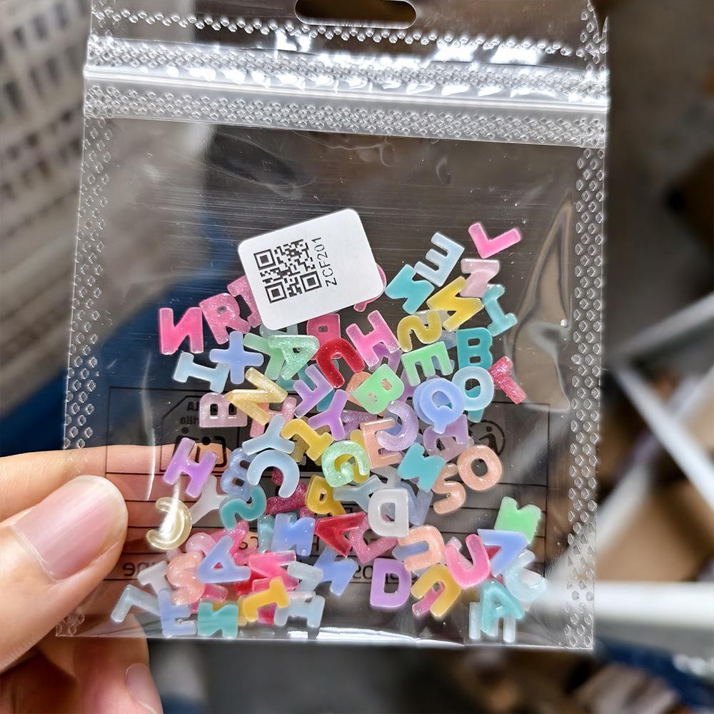 Art And Craft Letter Z - 100 stuks 3D kleurrijke letter nagelcharms