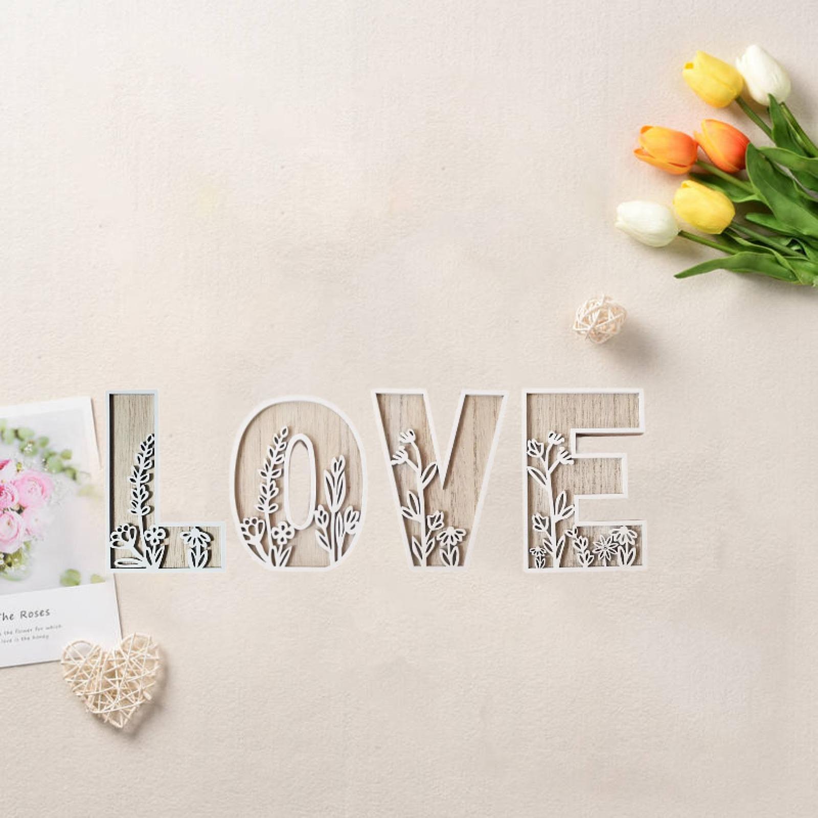 Engelse letters standbeeld cre - Art Craft Hotel recensie en prijs